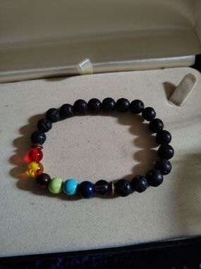 🪔 NEW 7 Chakra Lava Rock Essential Oil Diffuser Bracelet
